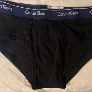 Calvin Klein Men’s Black Briefs - Small